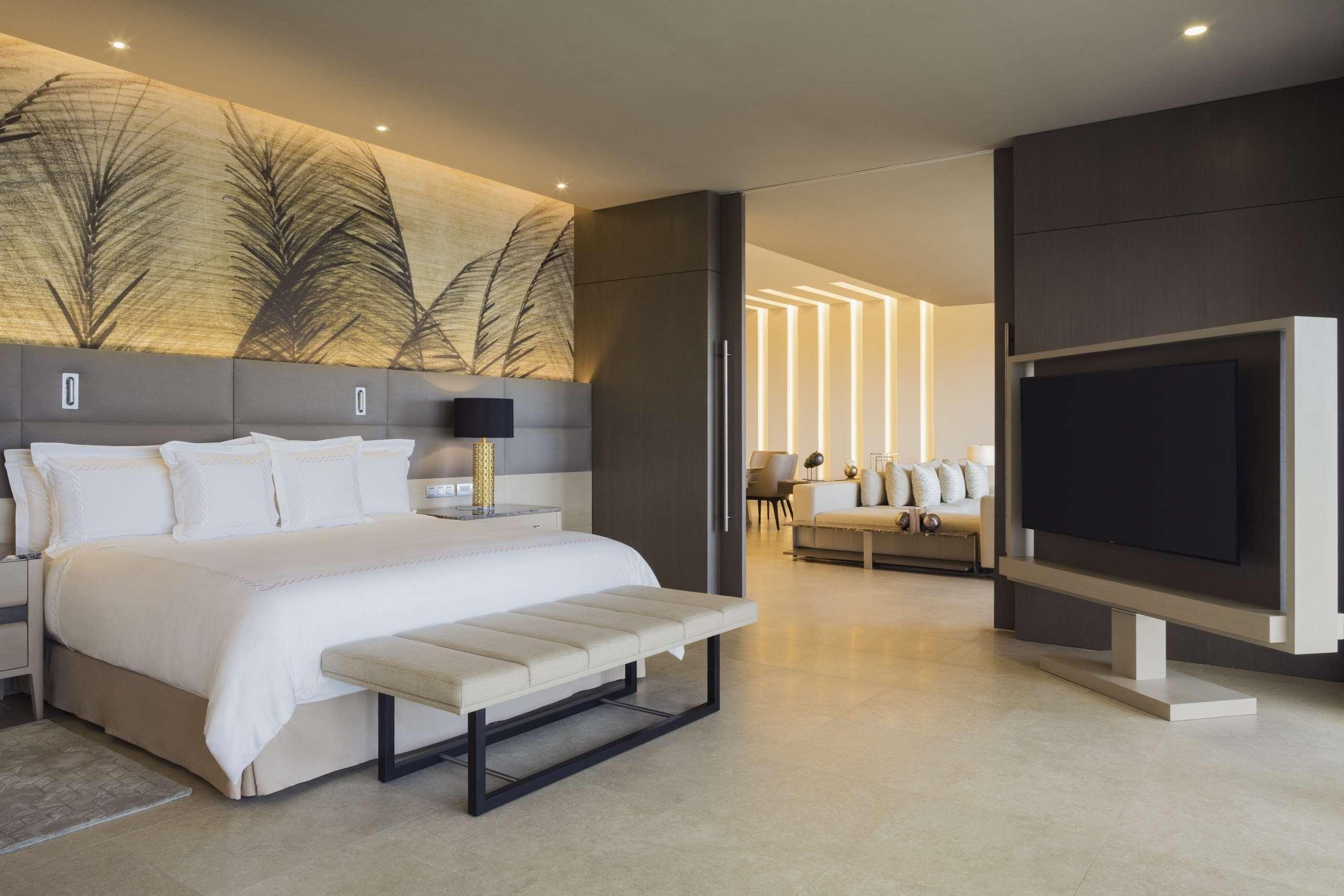 El Embajador, A Royal Hideaway Hotel Santo Domingo Kültér fotó A bedroom at the hotel